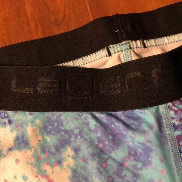 SOLD! Layer 8 Leggings in Shades of Blue - Picture 4 of 5